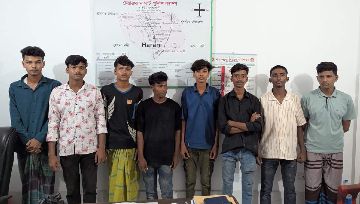 নোয়াখালীতে কিশোর গ্যাংবিরোধী অভিযানে আটক ১৬৩