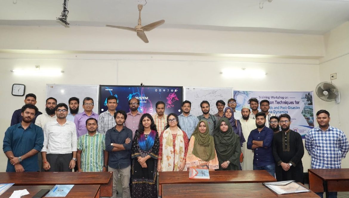 হিট প্রকল্পের আওতায় রাবিতে উপকূলীয় দুর্যোগের তথ্য সংগ্রহ নিয়ে পাঁচ দিনের প্রশিক্ষণ