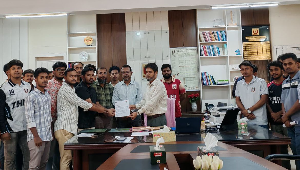 পাবিপ্রবিতে সৌরবিদ্যুৎ স্থাপনের দাবি ছাত্রদলের, উপাচার্য বরাবর স্মারকলিপি