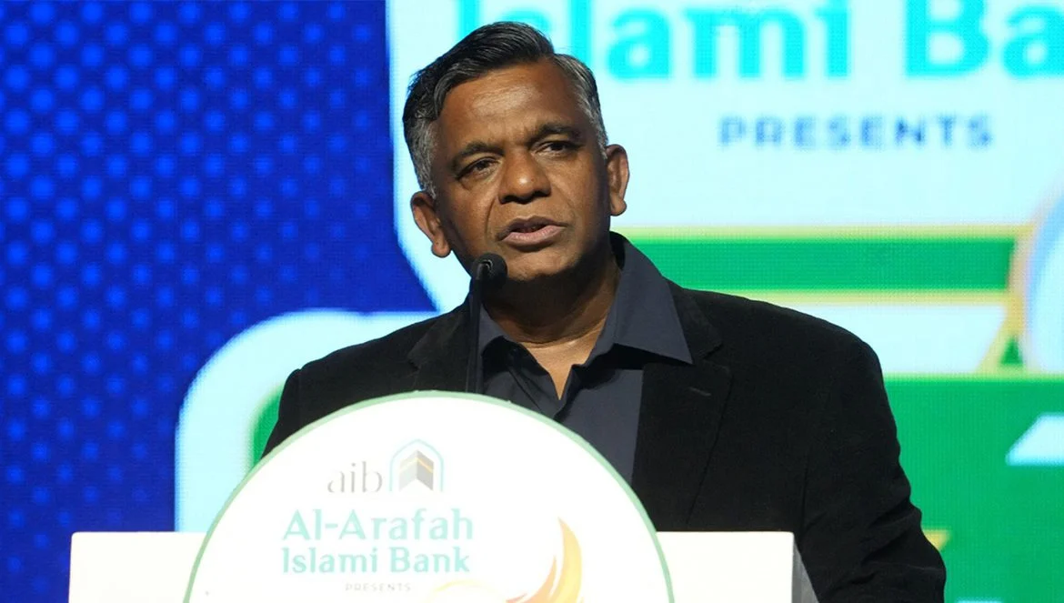 জমি বিক্রি করে চলছেন বুলবুল, বর্জন করা ক্লাবগুলোকে দিলেন বার্তা
