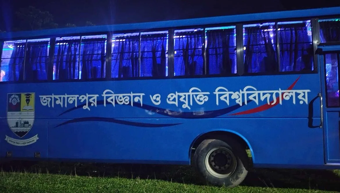 জাবিপ্রবির পরিবহনে নতুন বাস