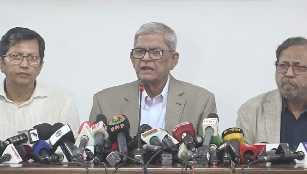 খালেদা জিয়ার শারীরিক অবস্থা বিদেশে নেওয়ার মতো নেই : মির্জা ফখরুল