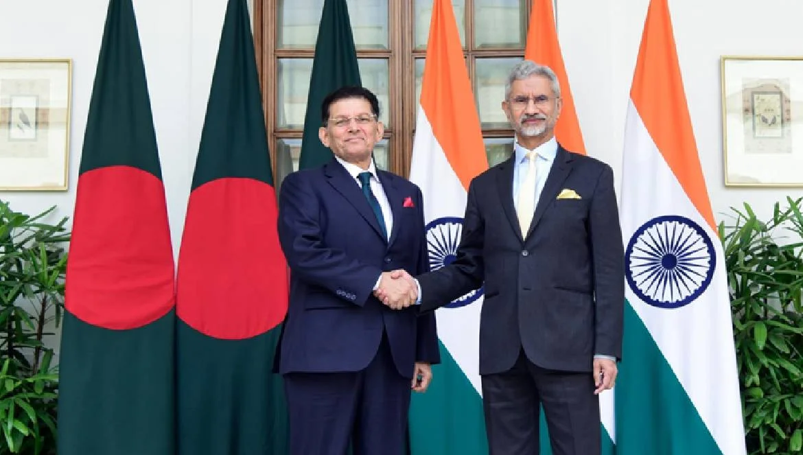 শেখ হাসিনা ও কামালকে ফেরত দিতে আবারও ভারতকে অনুরোধ