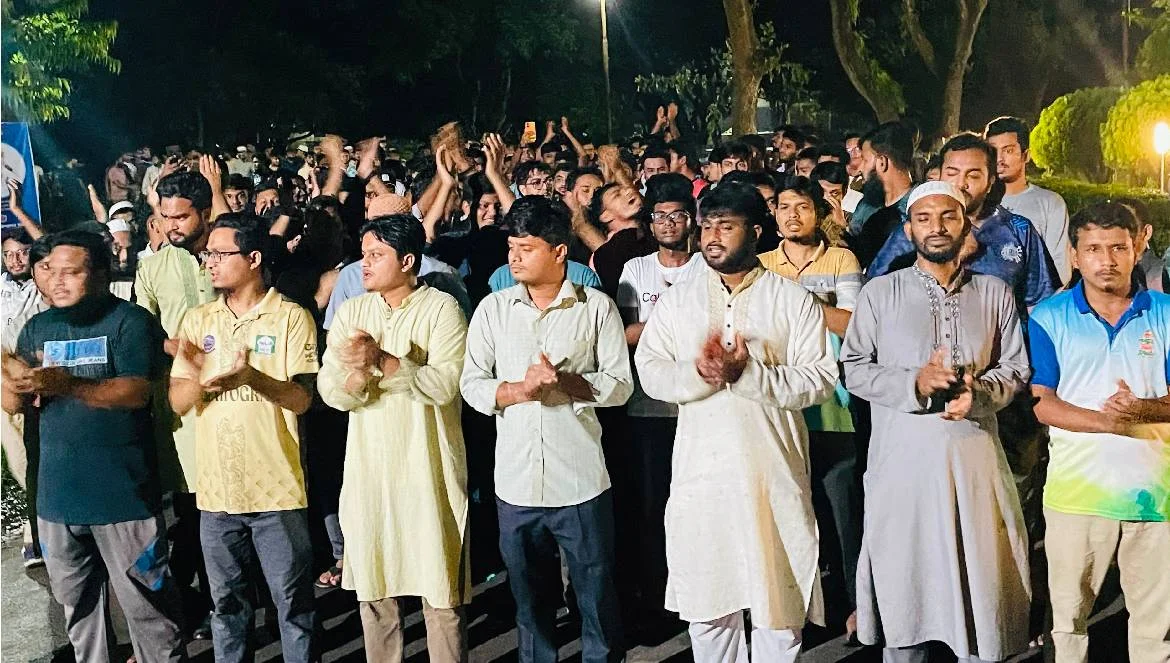 রহস্য উন্মোচন ও দ্রুত বিচারের দাবিতে ইবি ছাত্রশিবিরের বিক্ষোভ